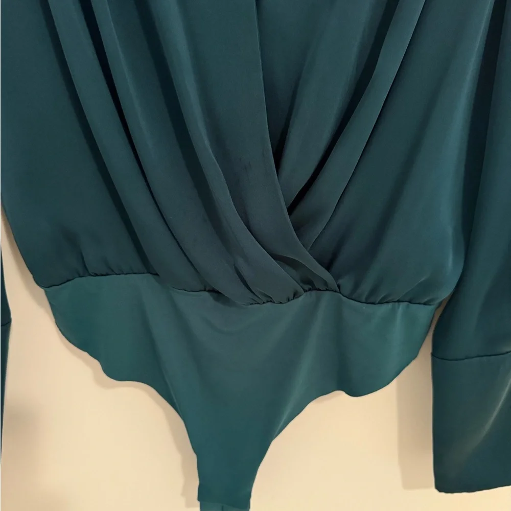 Favorite Daughter The Date Top - Picture 10 of 10